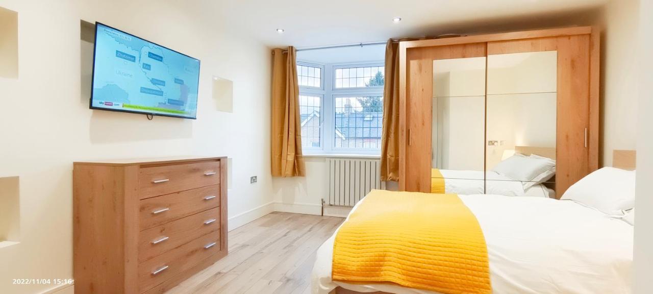 First Floor Flat 1 Northwood Londres Exterior foto